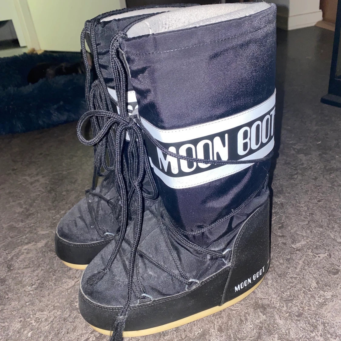 Moon boots  - 90