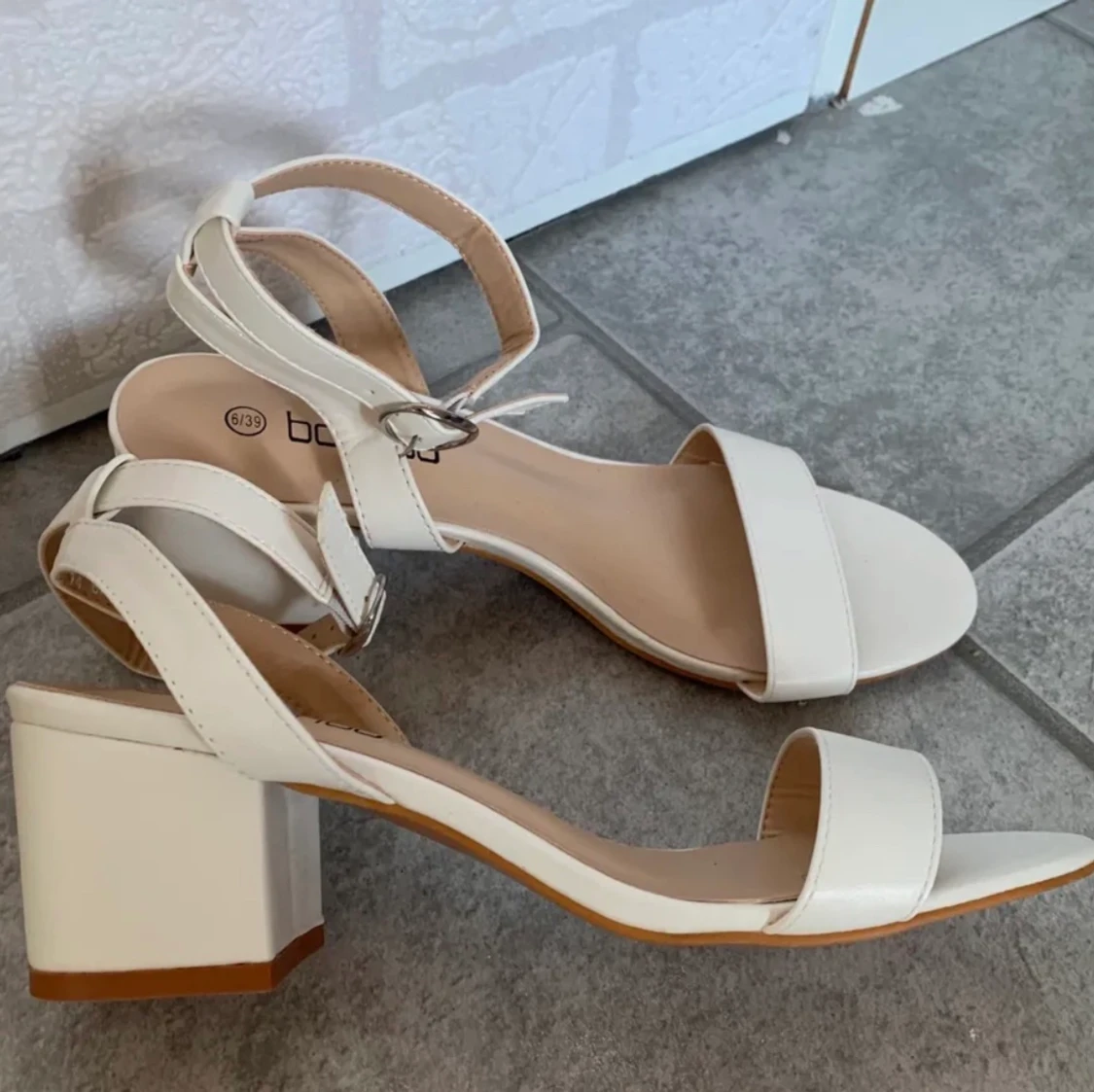 Klackar från Boohoo  - 90