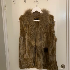 Hollies väst - Äkta Hollies väst i nyskick, storlek S💗