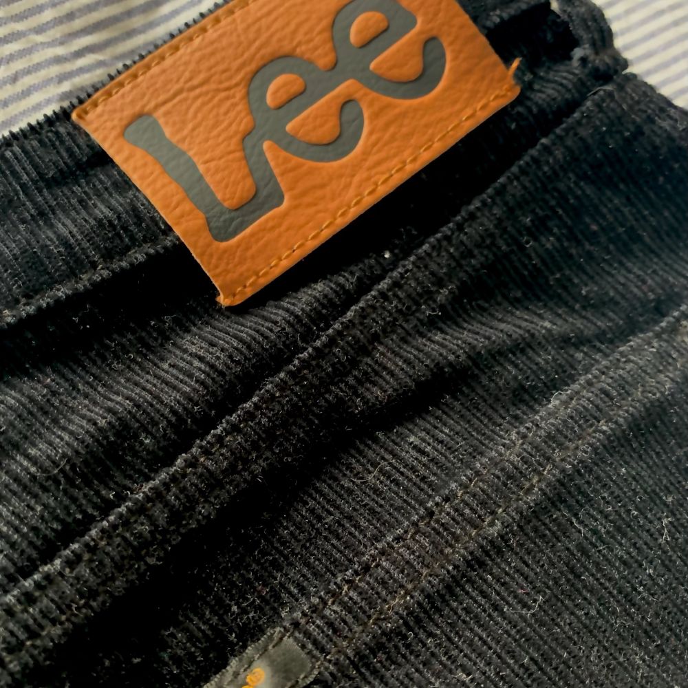 Lee Manchester Jeans - Svart | Plick Second Hand