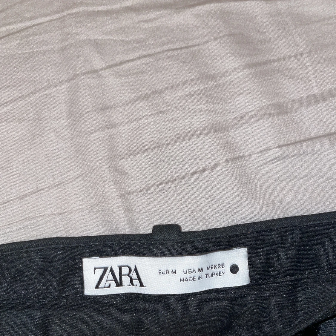 Zara kostymbyxor stlk M - 90