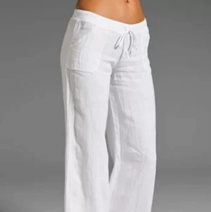 Linnebyxor  - Säljer dessa helt nya oanvända linnebyxor pga att de var för stora. Byxorna är i strl S/36 men skulle säga att de passar en m/38 också!💕