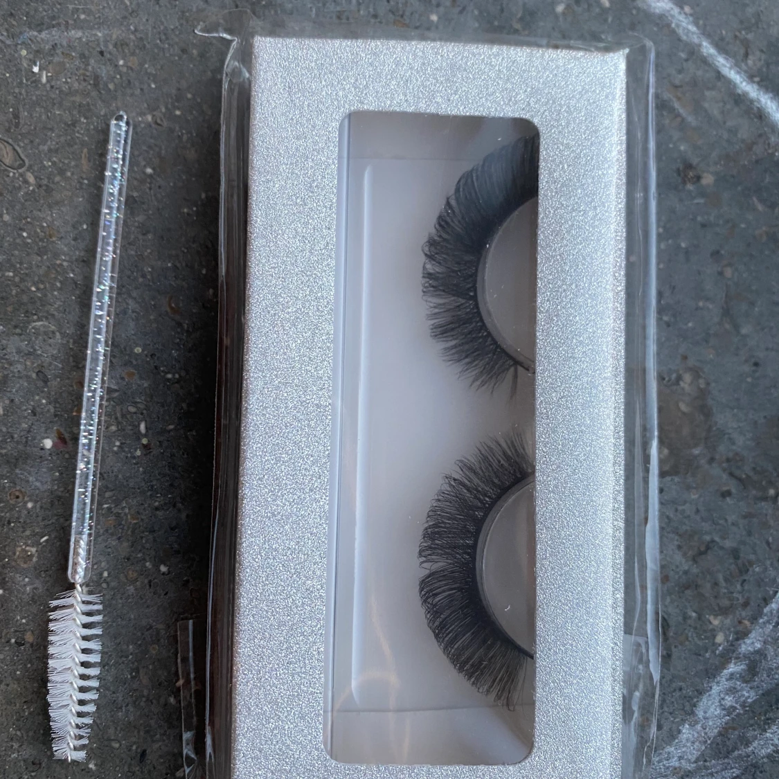 Ögonfransar med borste 