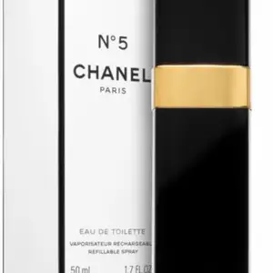 Parfym från Chanel, inte riktigt min lukt och så. Kan förhandlas om priset 