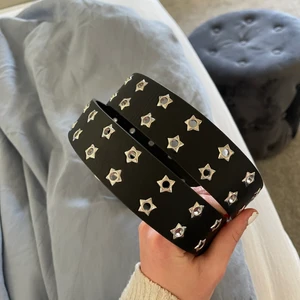 Skärp från bershka  - Helt oanvänt skärp från bershka . Frakt tillkommer 