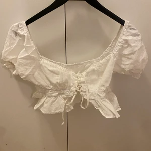 Vit topp str xs/s - Helt ny aldrig använd