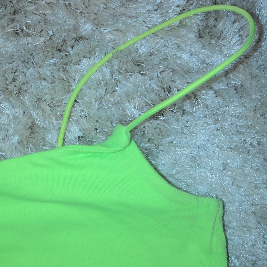Neongul crop top  - 90