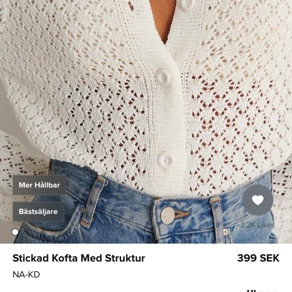 Helt oanvänd stickad kofta från Nakd, prislapp kvar! Endast testad. Ordinarie pris: 399kr✨. Tröjor & Koftor.