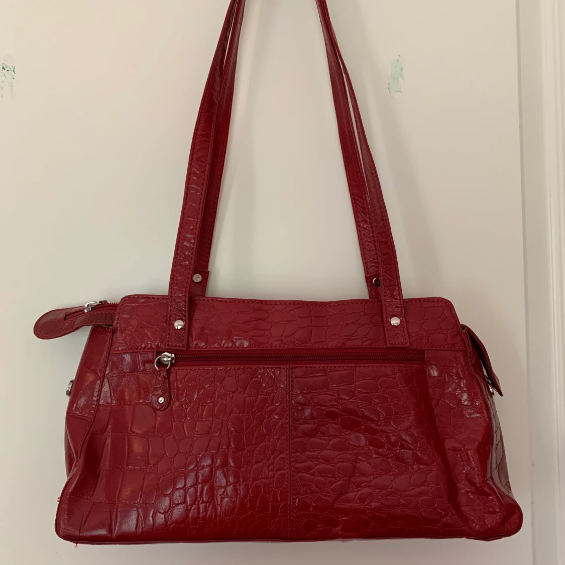 Mörkröd handväska - 90