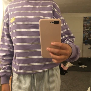 Junkyard sweatshirt  - en sweatshirt från junkyard som tyvärr nt kommer till användning. i väldigt bra skick. spårbar frakt 