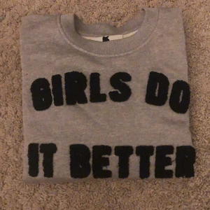 Tröja från Blake Seven  - Super fin tröja från Blake seven. Säljer den för att den inte blivit använd. Har bara använt den ett fåtal gånger. Köparen står för frakten om man inte kommer och hämtar ❤️❤️