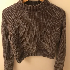 Stickad tröja i skönt material - Storlek XS. 💵25kr+40kr frakt💵