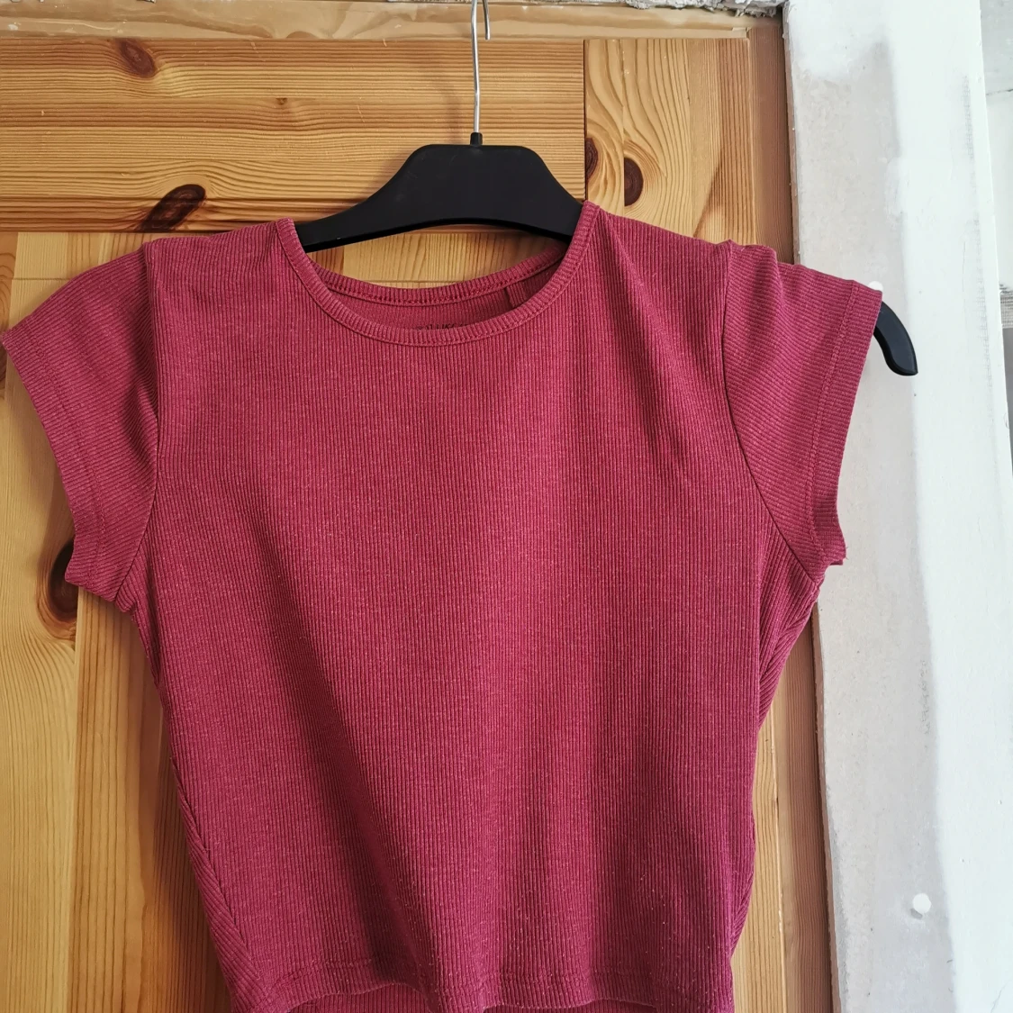 Kroppad t-shirt  - 90