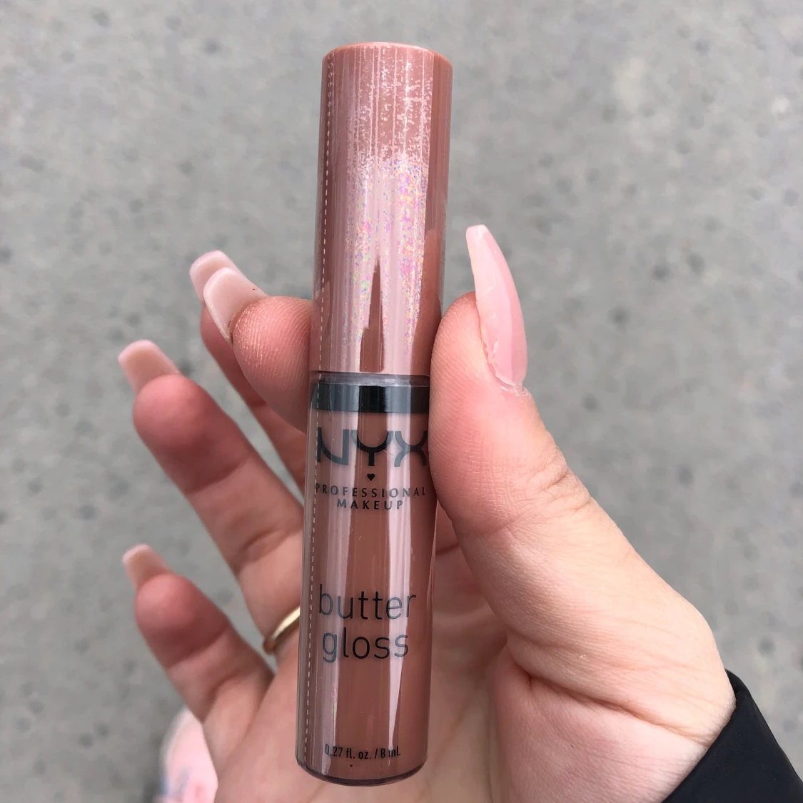 Butter gloss i färgen Madeline oanvänd