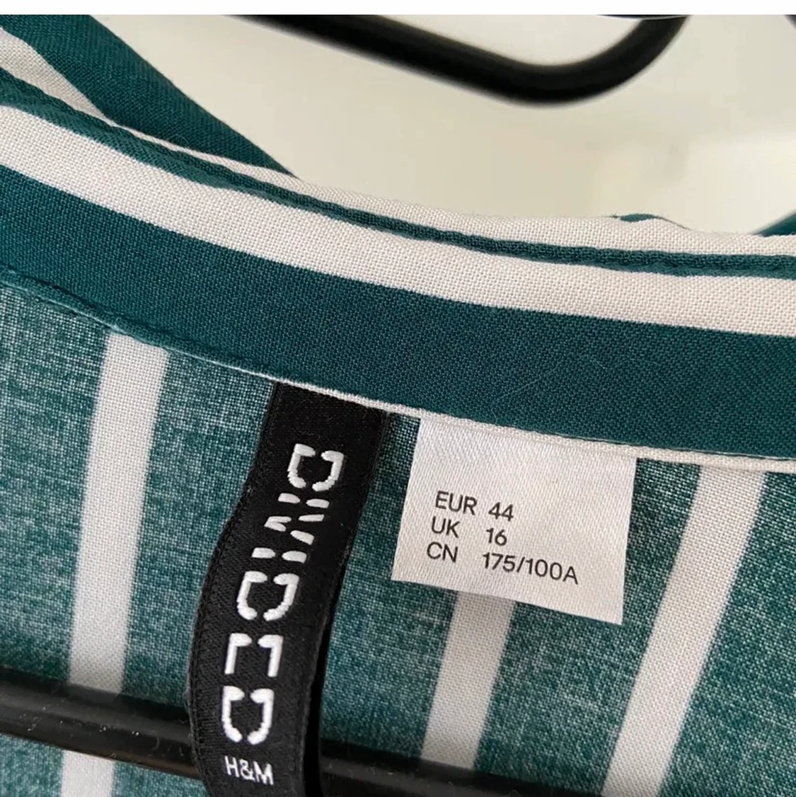 H&M RANDIG SKJORTA  - 91