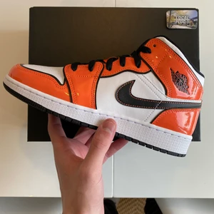 Air Jordan 1 mid ”orange turf” gs - DS / Brand new