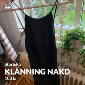 Klänning - Använd 1 gång. Misslisibells kollektion med NAKD