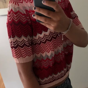 Tröja - Tröja från mango. Tshirt. Jätte snygg storlek M/S💕