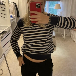 Randig zara tröja - Säljer min populära randiga tröja som är slutsåld!!💓💓 direktpris 400kr