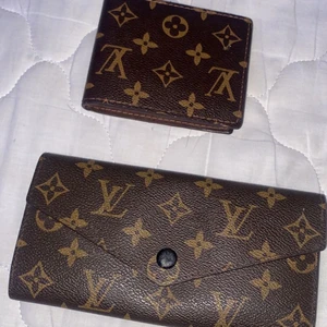 Louis Vuitton plånböcker  - AA - Kopia. Båda för 300