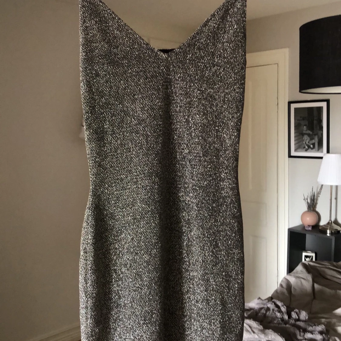 Glittrig festklänning 