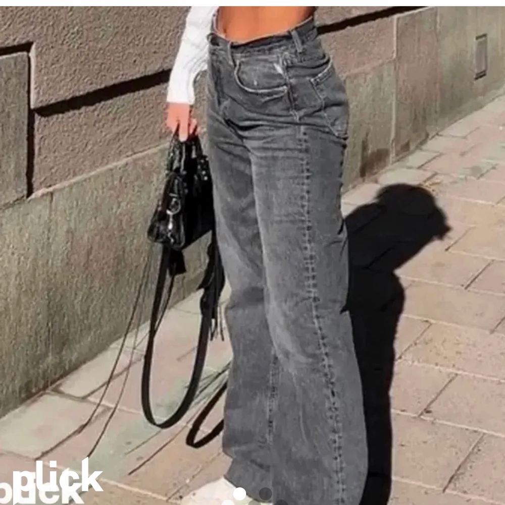 Populära jeans från zara. Jeans & Byxor.