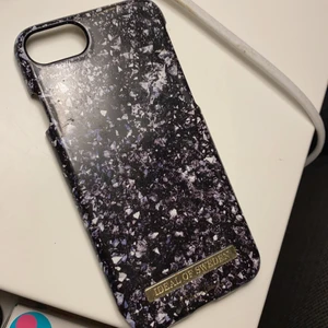 iPhone 8 skal - Skal till iPhone 8. Säljes då jag har ny mobil.