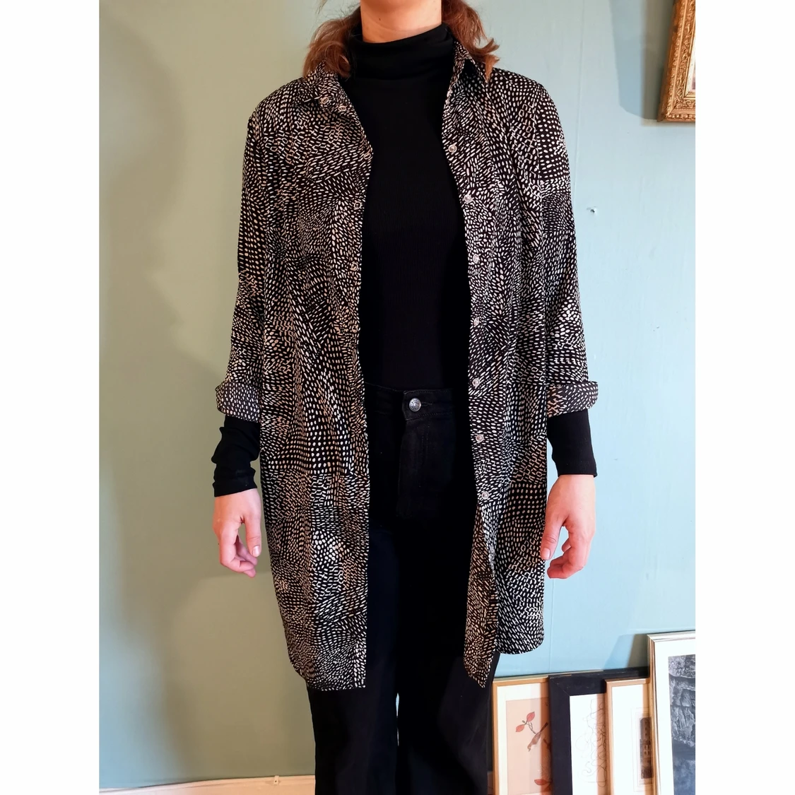 Mönstrad lång skjorta strlk M - 90