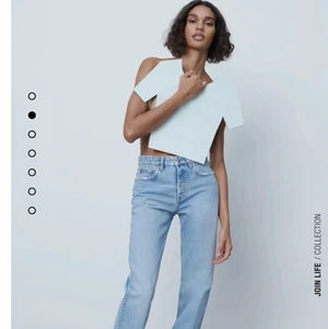 Zara straight leg mid rise  - Storlek s. Använda typ två gånger, Nypris 400