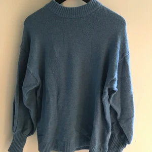 Storlek S - Stickad tröja från Ginatricot, använd en gång🌸