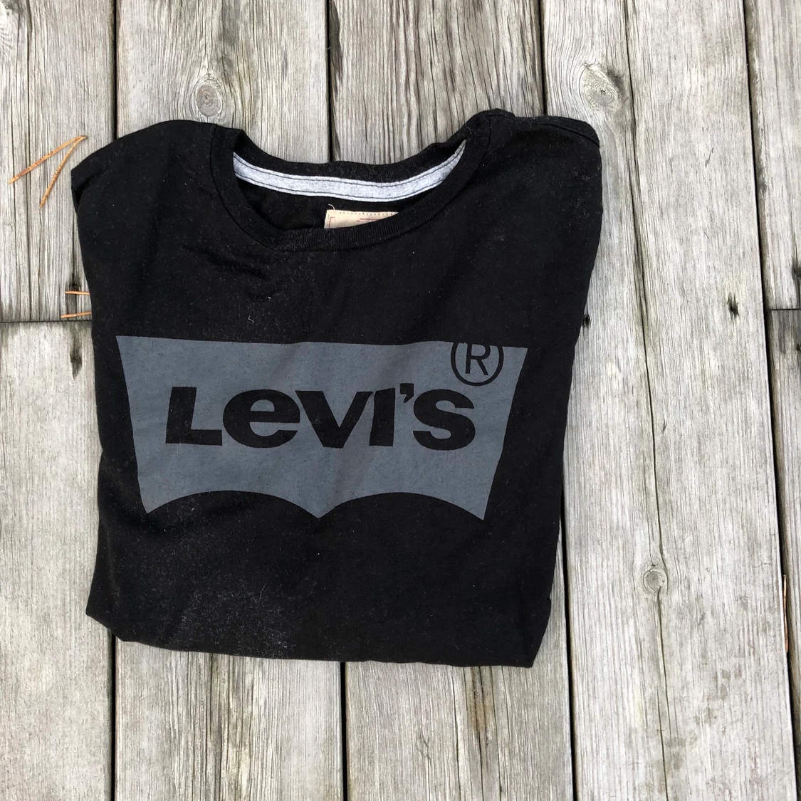 Levis