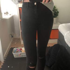 Håliga jeans från zara