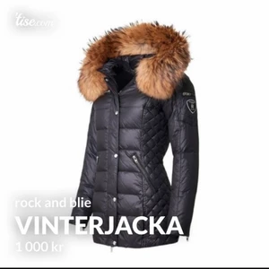 Rock and blue vinterjacka - Vinterjacka i strl 36, fuskpäls. Knappt använd.