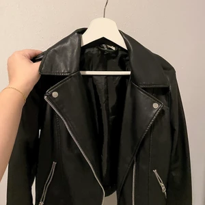 Skinnjacka - Väldigt gott skick, storlek 36, 250kr+frakt