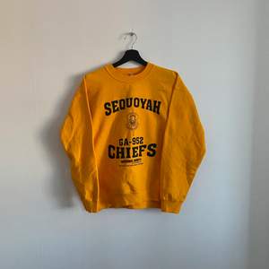 Vintage ”Sequoyah” sweatshirti bra skick och storlek M