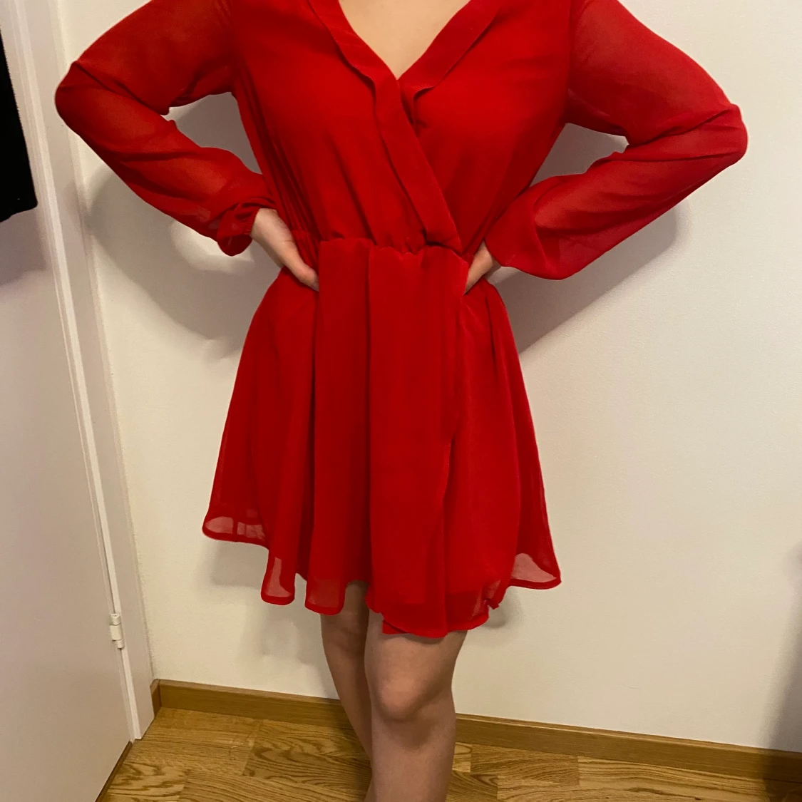 Röd klänning fr nelly - 91