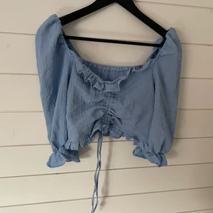 Blå topp - Helt oanvänd, storlek S!