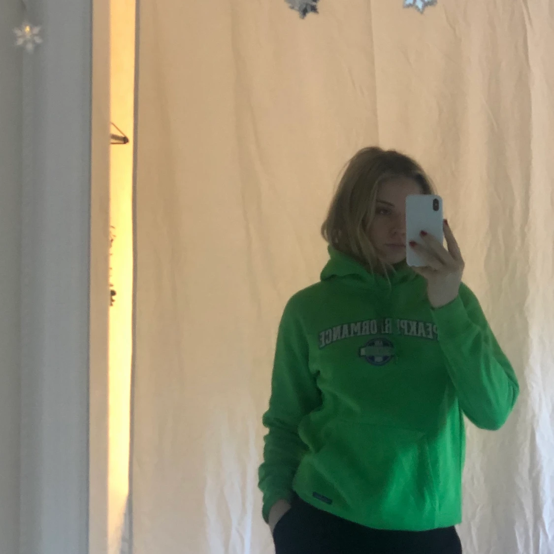 Grön peakperformance hoodie 