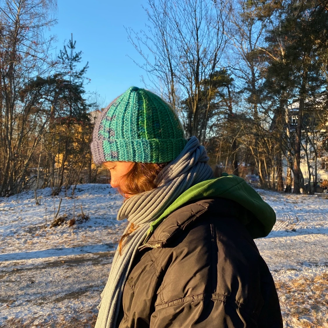 Virkad mössa regnbåge - 90