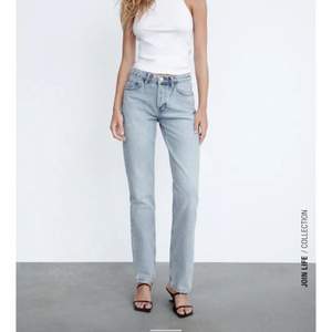 Zara midwaist jeans i storlek 36. Säljer dom eftersom det inte var min storlek. Fint skick och köpta här på plick. högsta bud: 200kr 