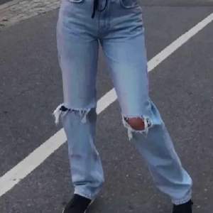 Jättefina 90s jeans från Gina tricot! Sparsamt använda, bra skick!💙 