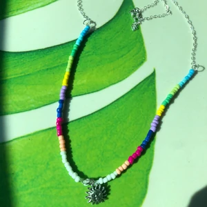 Halsband  - Ett jätte fint halsband 