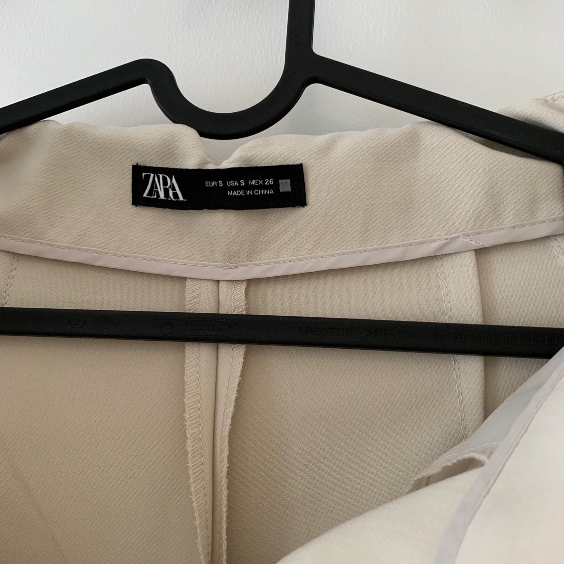 Oanvända kostymbyxor från Zara - 91