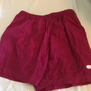 Badshorts Olle  by Olina. M - Märket på tyget har sina brister, men färgen på tyget har stannat kvar :-)