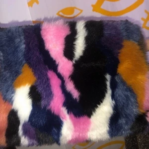 Sminkväska / Necessär  - Väska från Monki! 