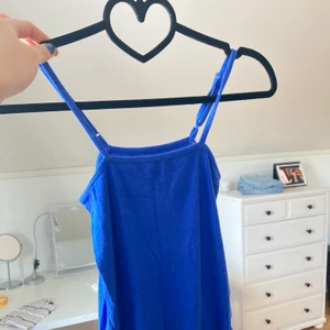 Body - Super snygg body från BikBok!! storlek S. Köparen står för frakt!💙💙