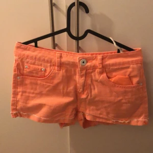 denim shorts - well used