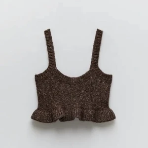 Brun zara topp - Fett söt topp från zara, tyvär lite liten för mig 😭 men värkligen så söt, bara testad. Lappen är kvar❤️