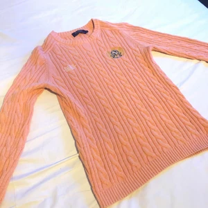 Morris Tröja  - Unisex. Storlek Small. Inga defekter eller liknande. Vintage modell. Perfekt färg för sommaren.