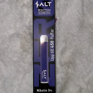 Puffbar - Säljer då jag trodde att det var nikotin i då jag köpte den men de visade sig att den va nikotinfri. Har inte öppnat den eller nånting så den är alldeles ny💗                             